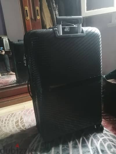 شنطة سفر suitcase