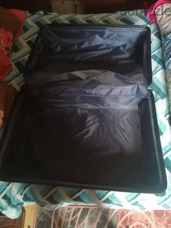 شنطة سفر suitcase 3