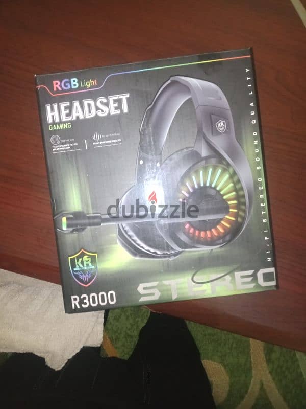 سماعة راس جيمنج RGB R3000 للالعاب صوت ستيريو 1