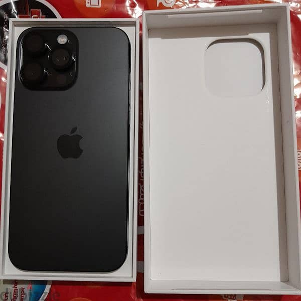 iphone 16 pro max black Titanium 1