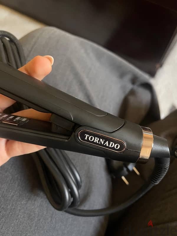 new tornado original hair straightener 1