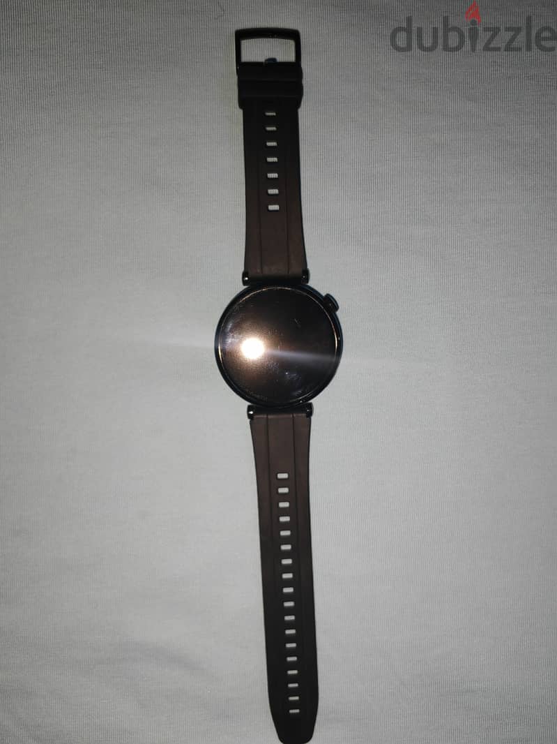 Watch GT4 _41 mm _Used like new with box and cradle and extra cover 1