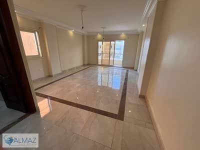 Apartment for rent in Al Narges Buildings with elevator in the Fifth Settlement