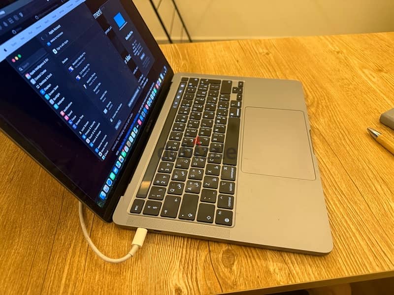 Macbook pro m2 6