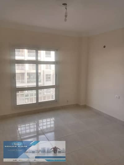 Apartment for rent in Madinaty, 200 square meters, for immediate housing, first residenceBroker from the owner