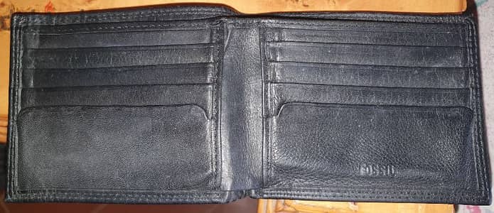 Fossil genuine leather Wallet from USA