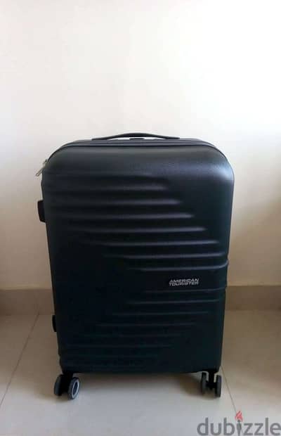 Twist Waves American Tourister Luggage 66CM