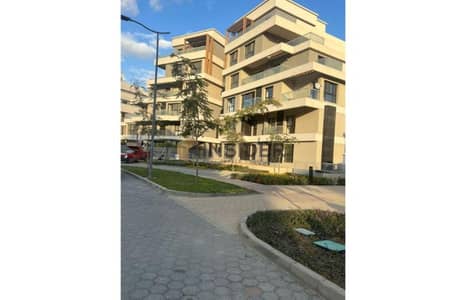 Fully finished Duplex 318m Ground with Garden For Sale at Sky Condos Villette