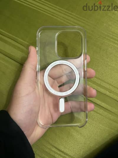 Clear case 15 pro أصلي