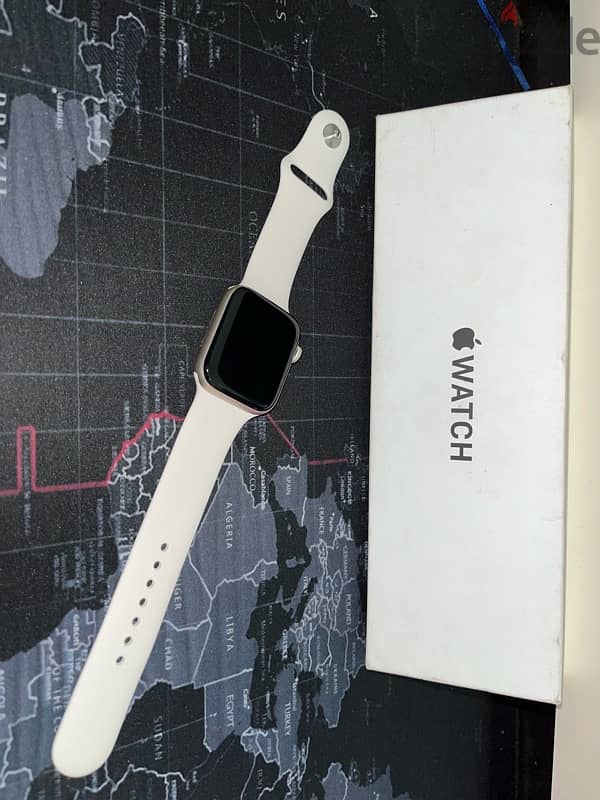 Apple watch se2 1