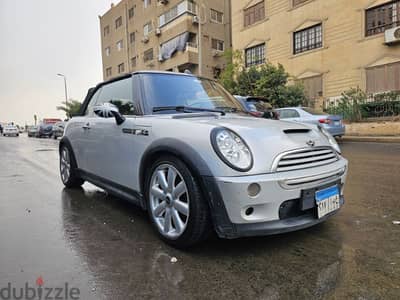 MINI Cooper s 2008 cabrio sidewalk