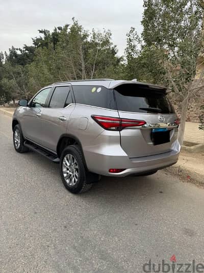 Toyota Fortuner 2024