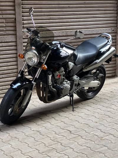 هوندا هورنت 900honda hornet 900