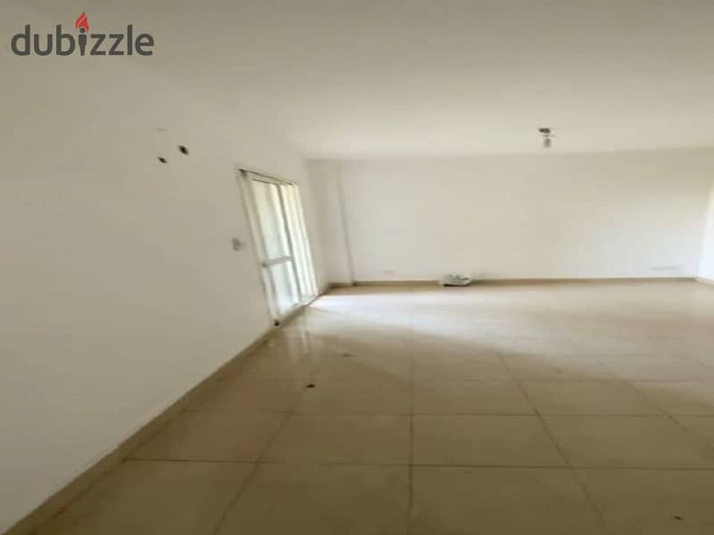 Apartment for rent in the most upscale phases of Madinaty, 107 m, third floor, garden view, in front of services, minutes from the Open Air Mall, comp 0