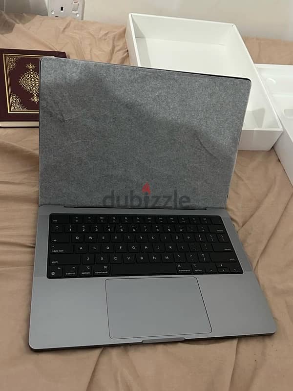 MacBook Pro M2Pro 14” 16/512 Mint condition 0