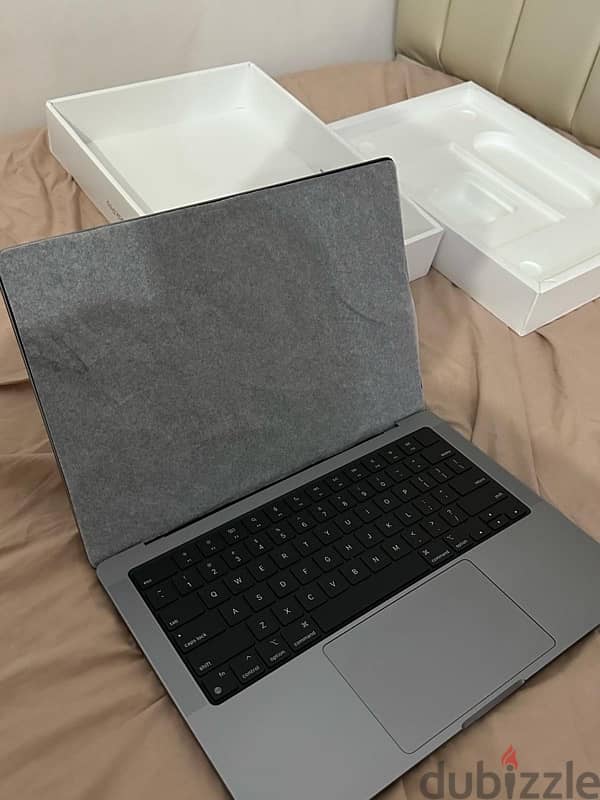 MacBook Pro M2Pro 14” 16/512 Mint condition 1