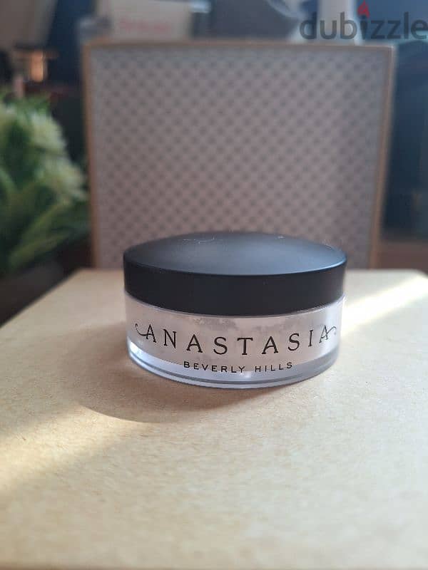 Anastasia Beverly Hills Loose Setting Powder 0