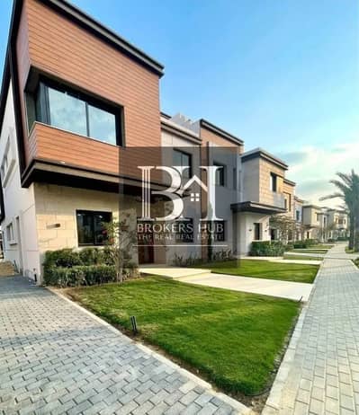 فيلا توين هاوس فيو على حمام السباحة للبيع في ازار 2 التجمع القاهرة الجديدة Twin House villa very Prime Location for Sale in Azzar 2 New Cairo