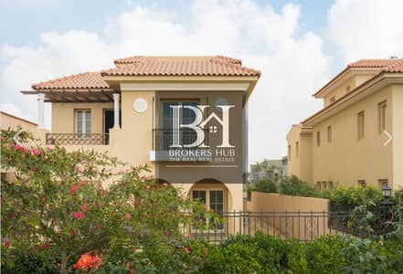 Town house villa best location and view for sale in Hyde park New Cairo