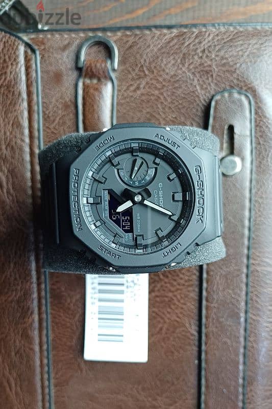 ساعة جي شوك جديدة لم تستعمل Casio g-shock ga2100 7