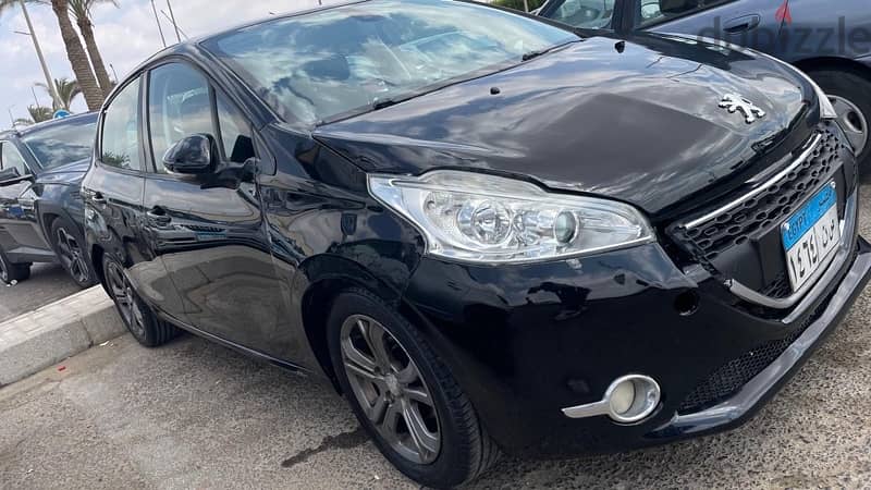 Peugeot 208 2015 0