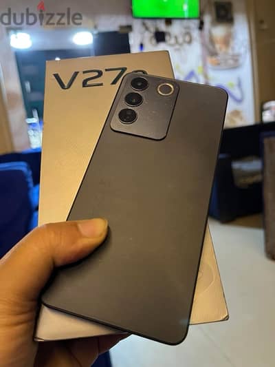 Vivo y27e  256g  8ram  بكل حجات زيرو 01270622225