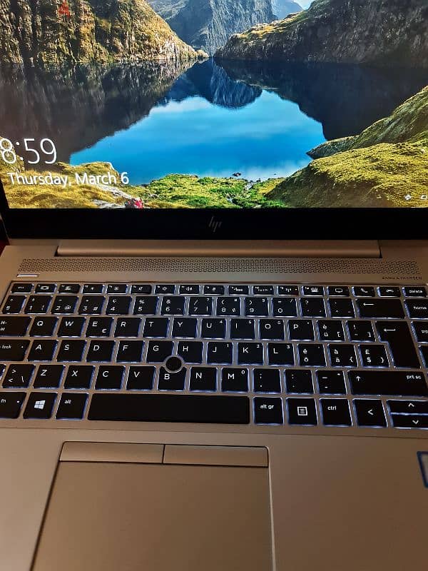 Hp Elitebook 840 G5 جيل ثامن . كارتين شاشة وبصمة وهارد ssd 256 جيجا 3