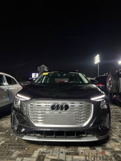 Audi Q5 E-Tron 2024