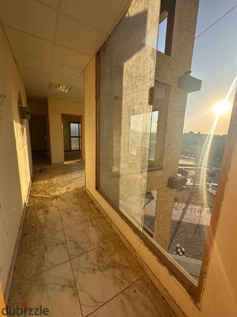 Clinic for rent in a mall in El Shorouk, overlooking a large garden 0