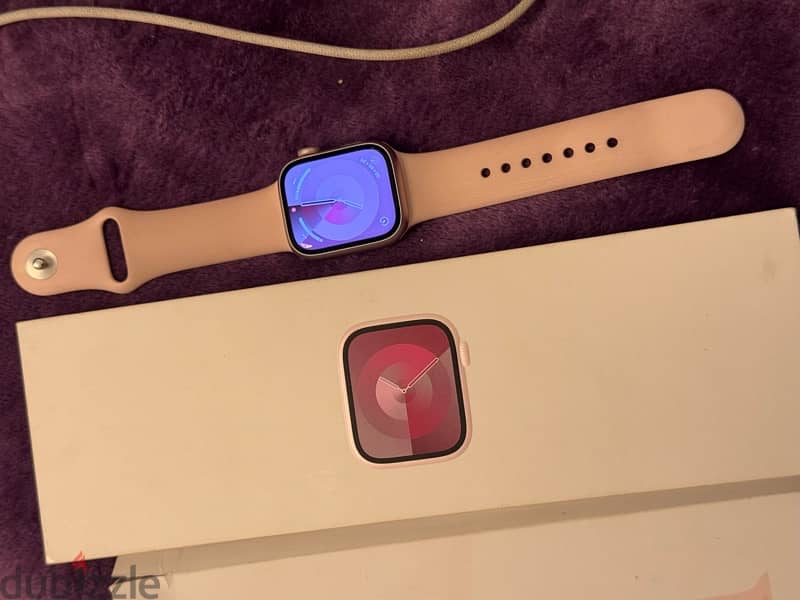 apple Watch Series 9 41mm Pink Al Light 1