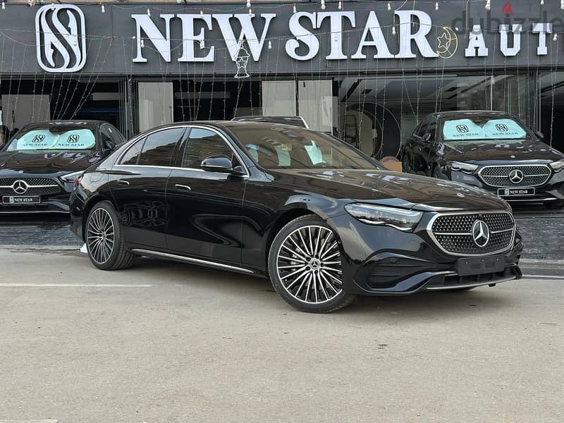 E200 AMG 2025 black x brown. . fully loaded . . zero 0