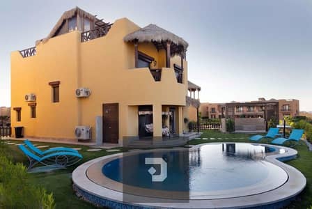 Standalone villa with amazing sea view for sale in Hacienda under Market price