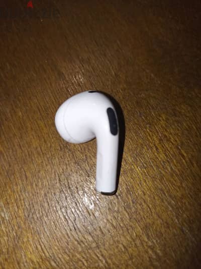 سماعات AirPods (الجيل الثالث)