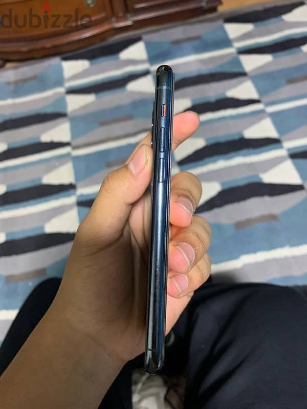 iPhone 11 Pro لقطه 2