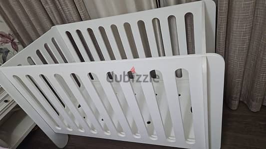 collecta baby crib