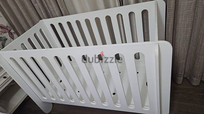 collecta baby crib 0