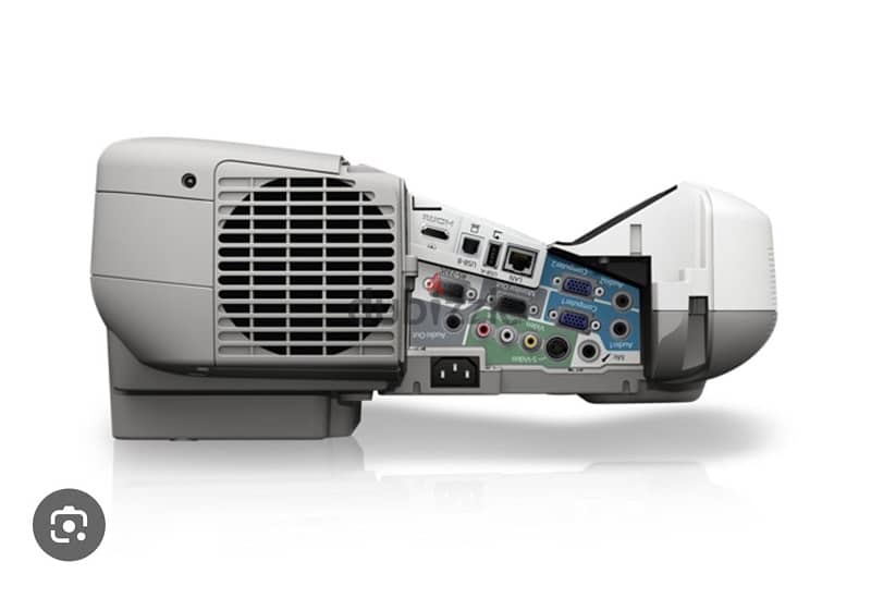 EPSON projector 3