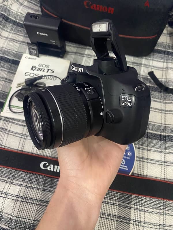 Canon 1200 d جديده 3