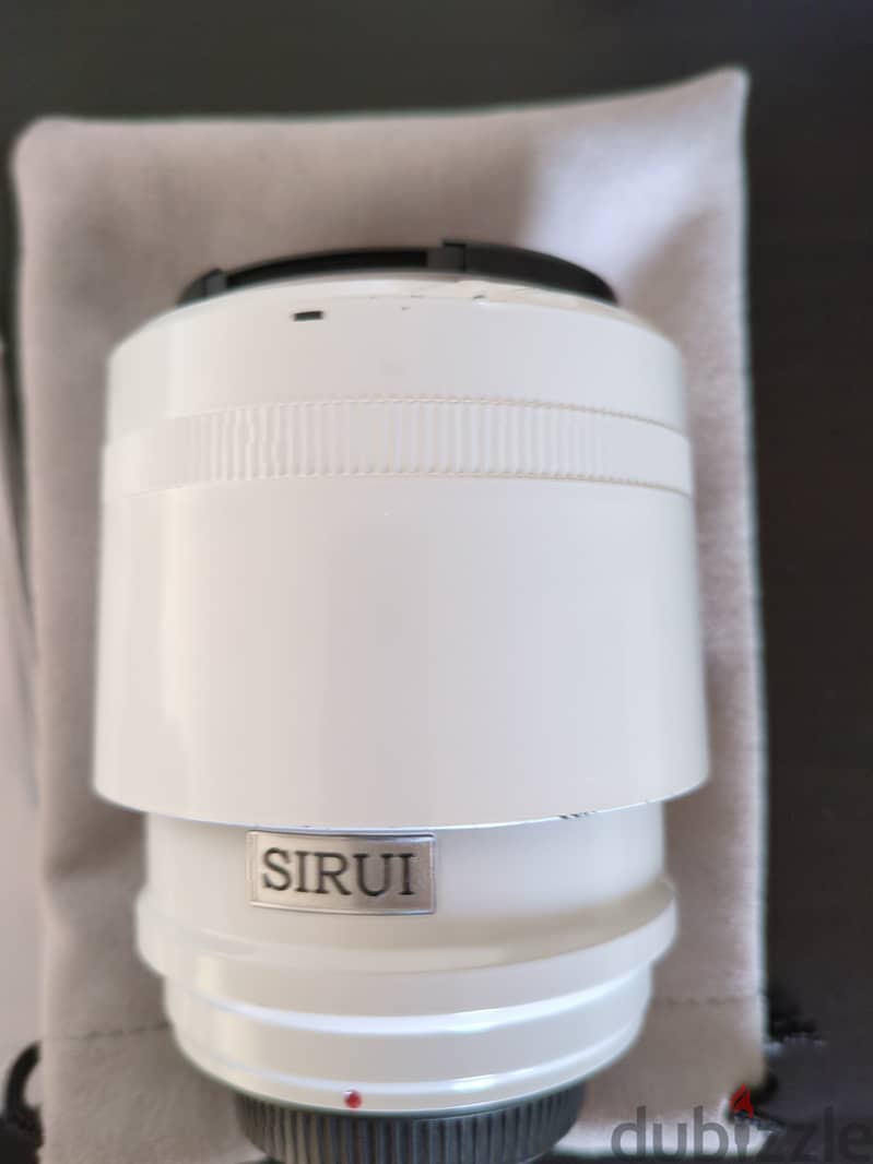 Sirui 56 mm sniper f 1.2 - Fujifilm X fit 3