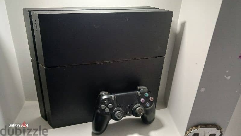 Playstation 4 fat with controller 0