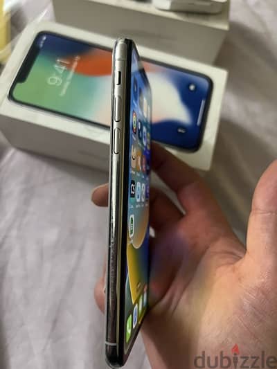 استخدام راقي iphone X للبيع