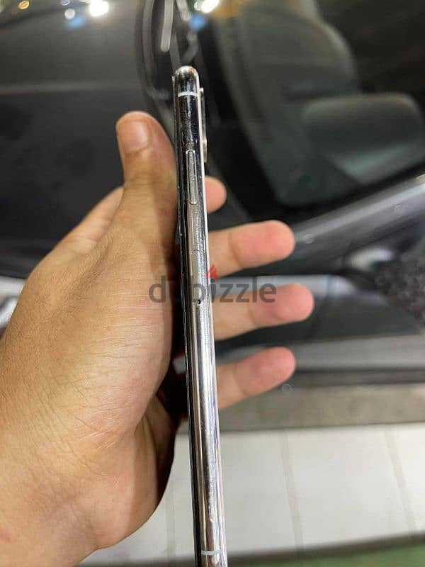 ايفون  x max 2