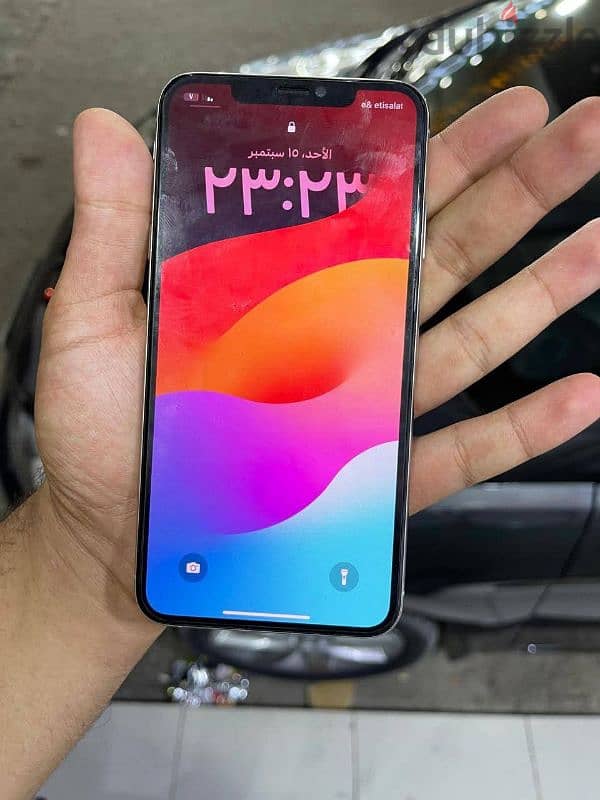 ايفون  x max 4