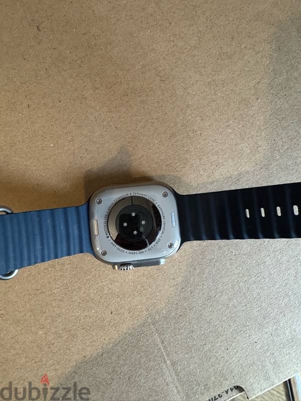 Apple Watch Ultra 2 3