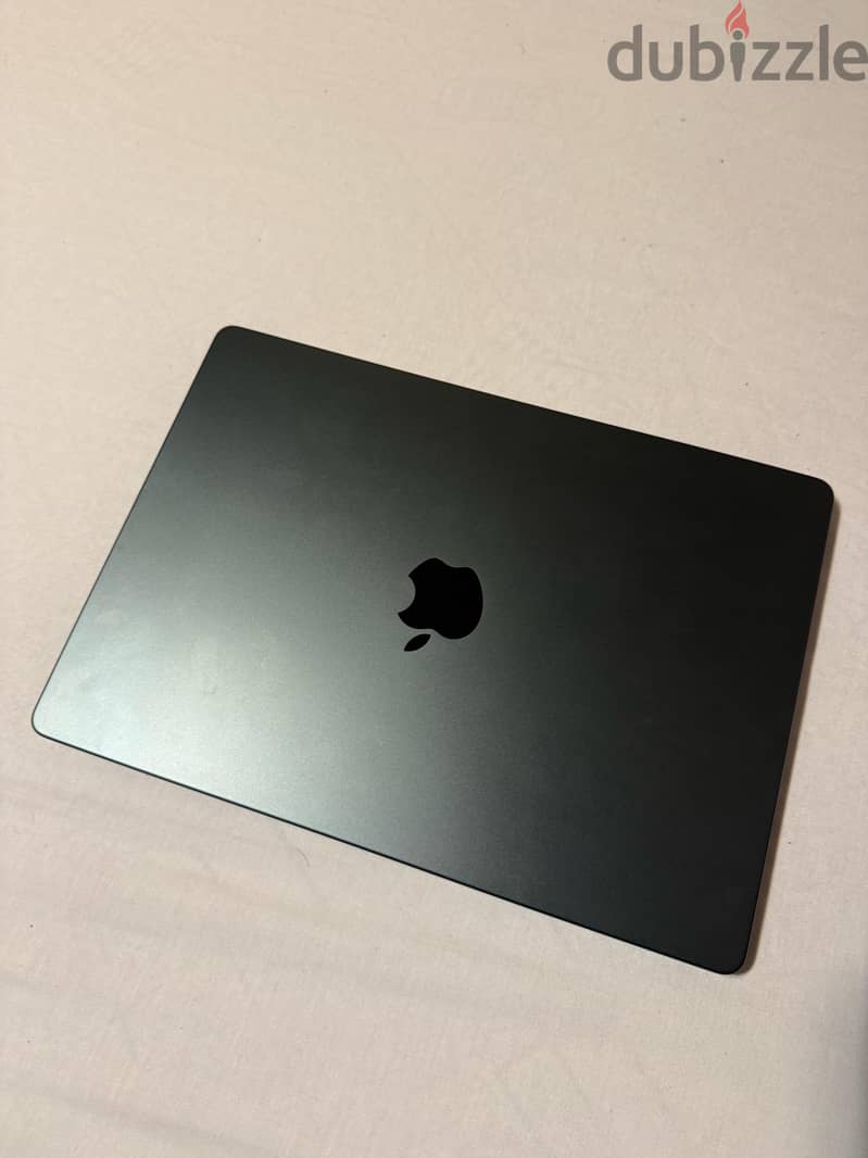 Macbook Pro 14- Inch M3 Pro 0