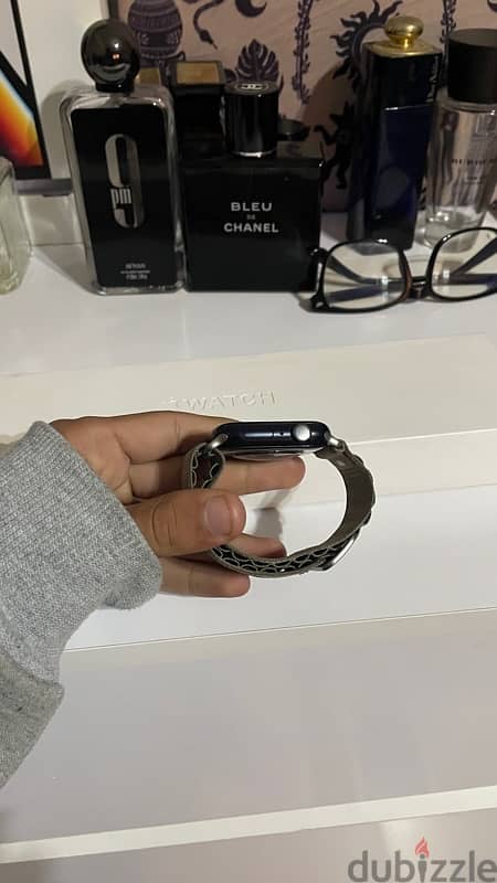 Apple watch series 8 2