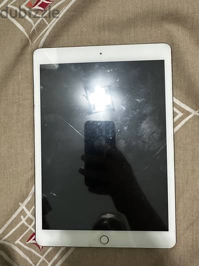 Ipad 9th generation 64GB wifi + Keyboard case