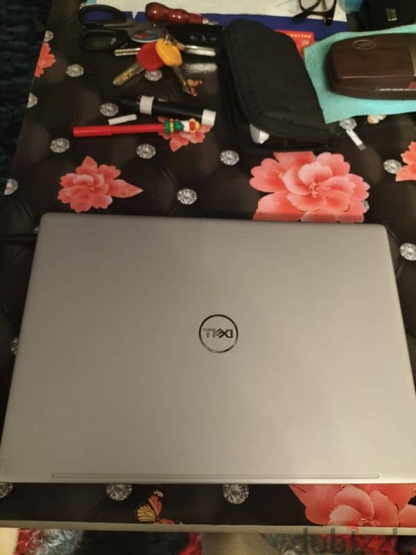 DELL INSPIRON 13" 7000 0