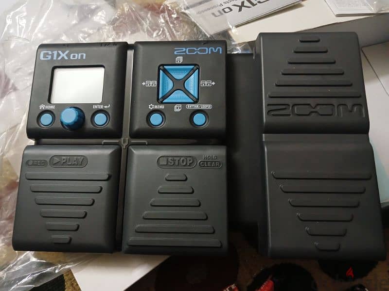 Zoom G1Xon Guitar Multi Effects 0