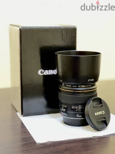 lens canon 85 1.8